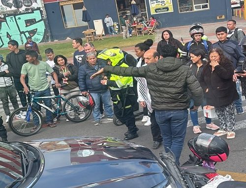 Choque entre camioneta y motociclistas en la Avenida Gaitana deja heridos