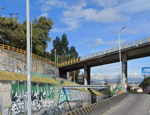 Última Hora: Persona se lanza de puente peatonal en 21 Ángeles y afecta movilidad en la troncal Suba