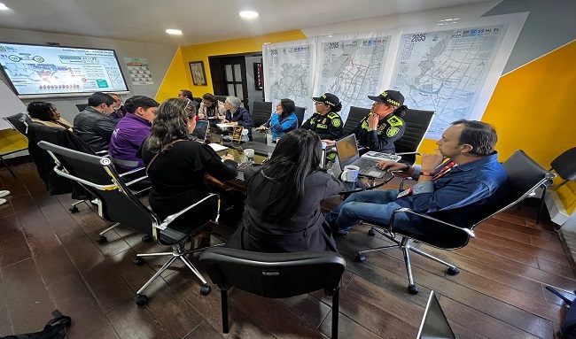 Alcalde de Suba y Comité Local de Mujer se reúnen para abordar la violencia de género