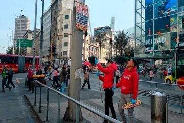 Distrito retiró 23 pendones con publicidad ilegal en el centro de Bogotá