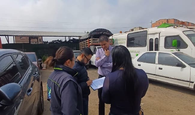 CAR ordena suspensión inmediata de actividades a chatarrizadora de carros en Soacha, Cundinamarca