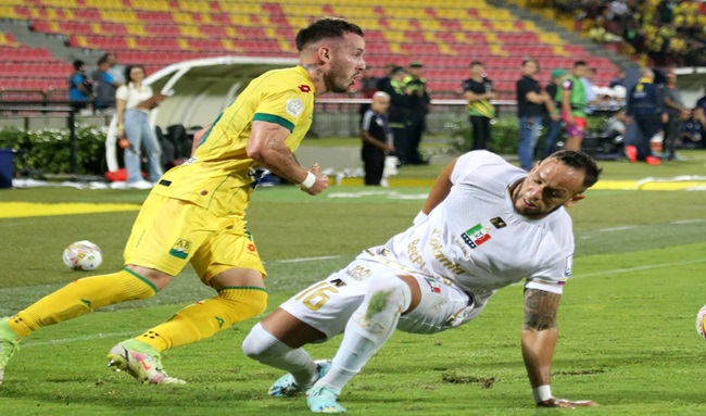 Once Caldas se lleva la victoria en un emocionante partido contra Bucaramanga