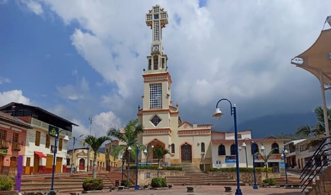 Estabilización y Sostenibilidad en San Bernardo y Arbeláez