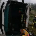 Trágico accidente en Ubaté: bus con trabajadores de flores se salió de la vía y dejó una persona muerta y 25 heridas