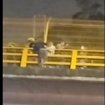 Video: autoridades rescataron a un hombre que intentaba lanzarse desde en el ‘Puente de la Vida’ en Suba