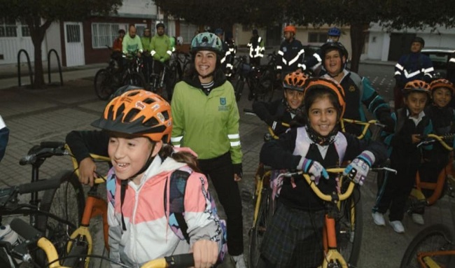 Al Colegio en Bici llegará a 13 mil niños y niñas en Bogotá en marzo de 2025