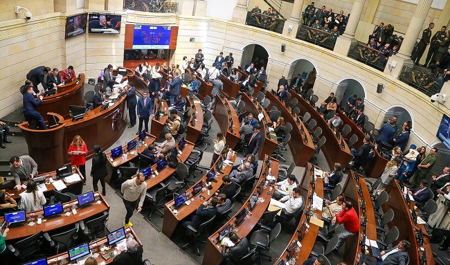 Reforma laboral comenzará su trámite, en tercer debate, la semana entrante en el Senado de la República