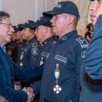 Presidente Petro condecoró a 29 uniformados que participaron en la Operación Perseo que se desarrolla en el Cauca