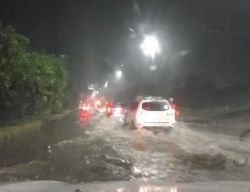 Autopista Norte de Bogotá Inundada: Paso Restringido por Fuertes Lluvias