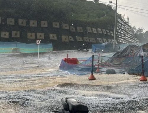 Fuertes aguaceros en Suba: caída de granizo y encharcamientos en varios barrios