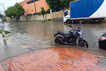 Las intensas lluvias han causado inundaciones en los alrededores de varios conjuntos residenciales de Suba