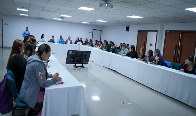 Distrito refuerza la vacunación ante alertas de tosferina y fiebre amarilla