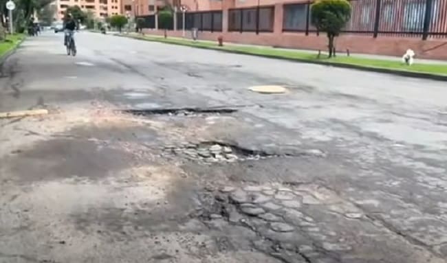 Comunidad de Prado Veraniego en Suba pide por arreglo urgente de vía