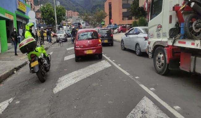 Mal parqueo se toma las calles de Suba: Lisboa, Bilbao, La Toscana y Rincón, los más afectados