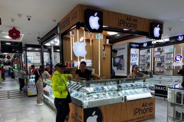 La Policía Nacional realizó gigantesco operativo contra el hurto de celulares en la calle 13