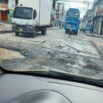 Vecinos de Almendros de Suba denuncian el abandono de la vía principal