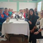 Comunidad de Aures 2 recibe a la directora de IDPAC en viernes con la comunidad