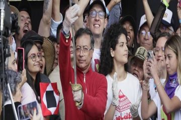 Consulta laboral de Petro llega al Senado: estas son las preguntas definitivas que decidiría el pueblo