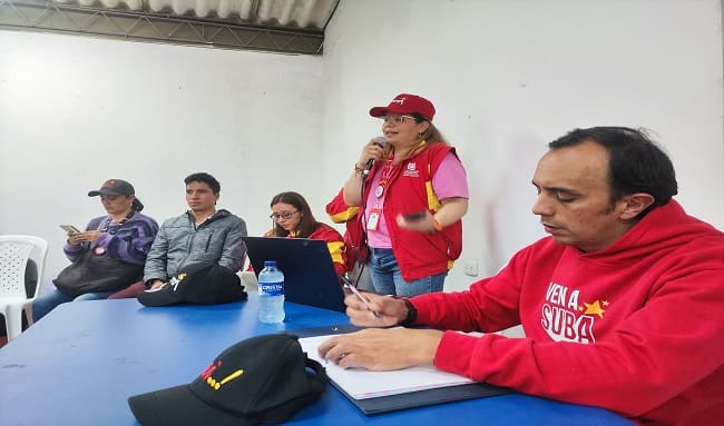 “El Veci” escucha a sus vecinos en San Cipriano y propone ideas para mejorar el aseo en Suba