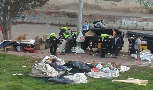 Habitantes de Berlín en Suba denuncian robos constantes cerca de contenedores de basura