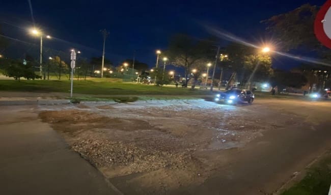 Más de 50 huecos están frenando la salida hacia la calle 80