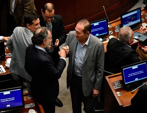 Reforma laboral de Petro supera debate en el Senado: Colombia se encaminada hacia el «Trabajo Digno»