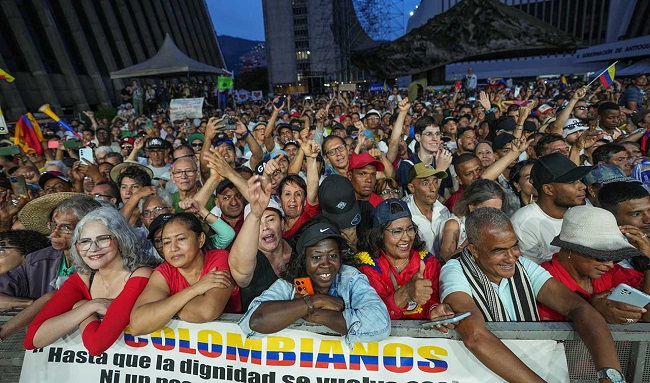 Reforma Laboral aprobada: Petro anuncia vigilancia estricta y defiende sus Beneficios