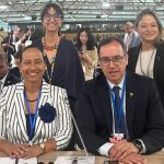 Ministra de Ambiente Presenta