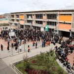 Grave ataque a menor de 13 años frente a colegio en San Cristóbal