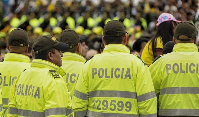 Procuraduría formula cargos a dos policías por presunto abuso sexual a menor en CAI de Engativá