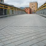 Con nuevas tecnologías, el IDU mejora la seguridad y movilidad en puentes peatonales de Bogotá