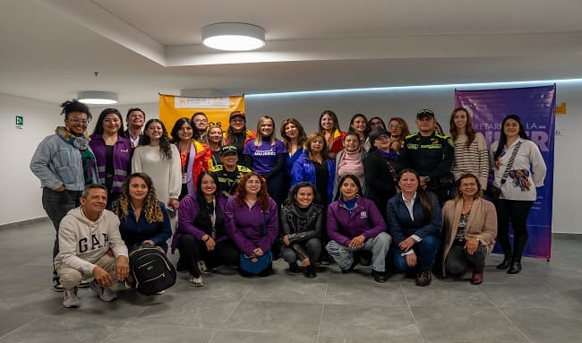 Conjuntos residenciales de Bogotá se suman a la lucha contra las lucha hacia las mujeres