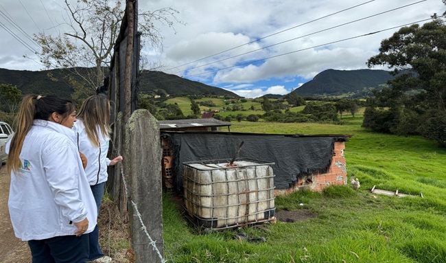 CAR suspende actividades porcícolas por ocupación de cauce en Tabio