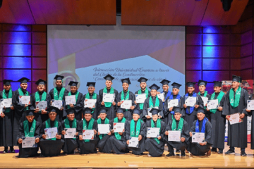 La CCB, Uniempresarial, Ingeurbe y Triada gradúan al primer grupo de ejeros de obra en Colombia