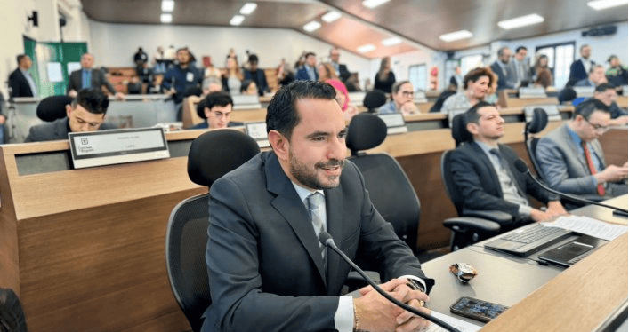 Concejal Rolando González advierte sobre el peligro silencioso de las pipetas de gas en Bogotá