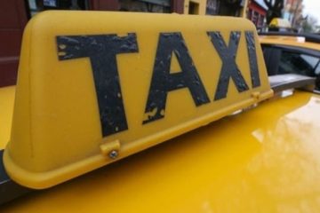 Ladrón en taxi roba celular a joven en el sector de Suba