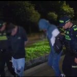 La Policía capturó en flagrancia a dos hombres que hurtaron un bus del SITP