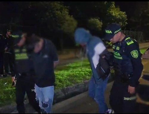 La Policía capturó en flagrancia a dos hombres que hurtaron un bus del SITP