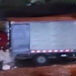 Capturan en flagrancia a infractores por arrojar escombros en Suba