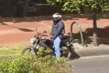 Un Motociclista denunciado por acto obsceno en vía pública en el barrio Cedritos de Usaquén