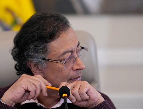 Petro impulsa conexión con fibra óptica desde la Amazonía para transformar a Colombia en eje global de intercomunicación