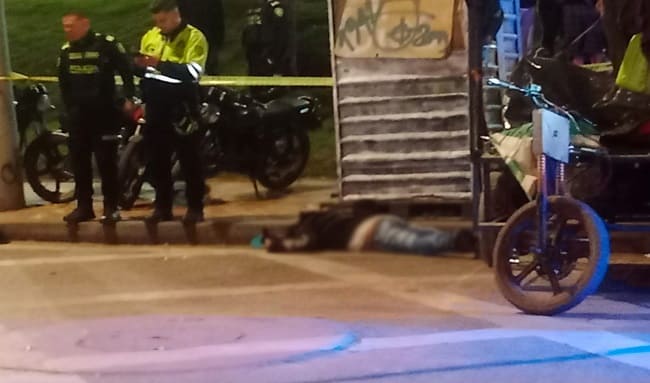 Grave hecho de violencia en Suba: Un muerto y un herido en ataque con arma de fuego en la Urbanización Cafam II.