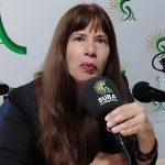 ¡Éxito Binacional en Suba! Poeta venezolana Alejandra Suárez cautiva en la Feria Internacional del Libro