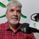 El Poeta, músico y docente Alejandro Parra sembró semillas de arte y sensibilidad en el Festival del Libro de Suba
