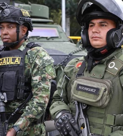 Más de 700 soldados brindan seguridad durante el puente festivo del Día la Diversidad Étnica y Cultural 