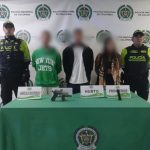 Tres personas fueron capturadas tras hurtar un vehículo de plataforma en el occidente de Bogotá