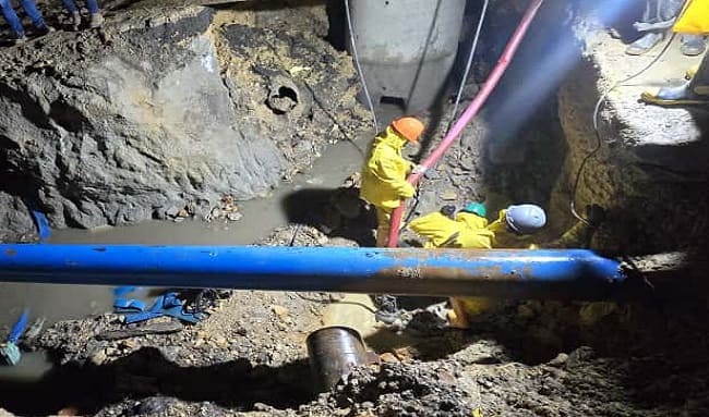 EAAB: finalizan los trabajos de reparación de tubería de agua potable por obras del IDU