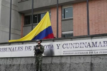 Tribunal Superior revoca condena a Álvaro Uribe: absuelto por soborno en actuación penal y fraude procesal