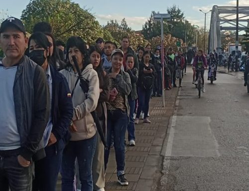 Caos de movilidad en Lisboa por lluvias y vía deteriorada: Comunidad pide intervención urgente vía Lisboa calle 80