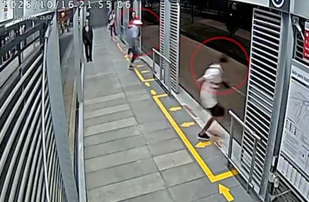Siguen cayendo: capturan a tres implicados en hurto de celulares en TransMilenio en Bogotá